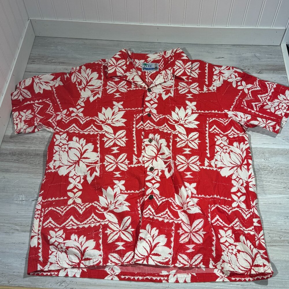 Vintage RJC Shirt Men XL Red Floral Made in USA Hawaiian Holiday Vacation Pocket